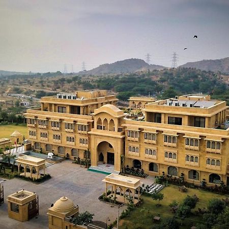 ホテル Sahdev Bagh プシュカル エクステリア 写真