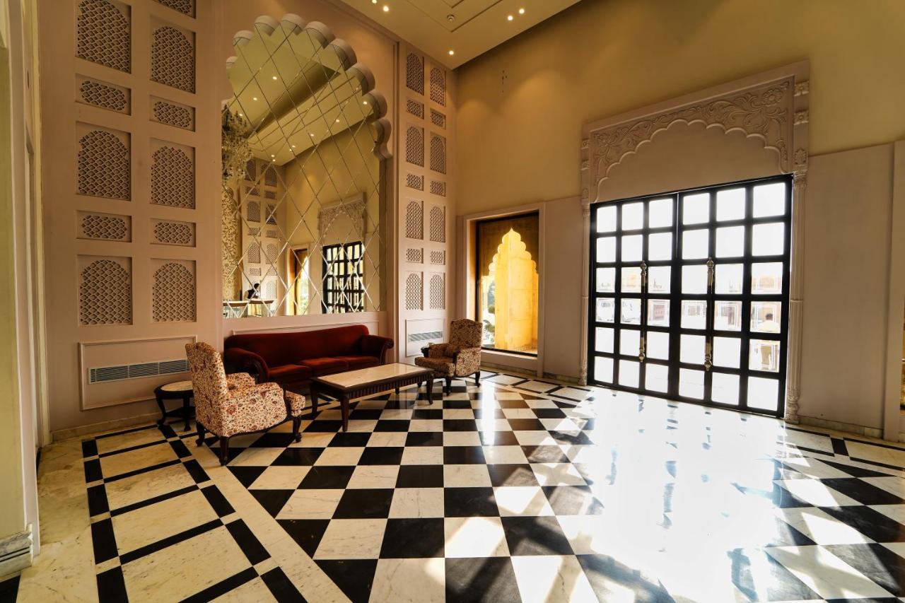 ホテル Sahdev Bagh プシュカル エクステリア 写真